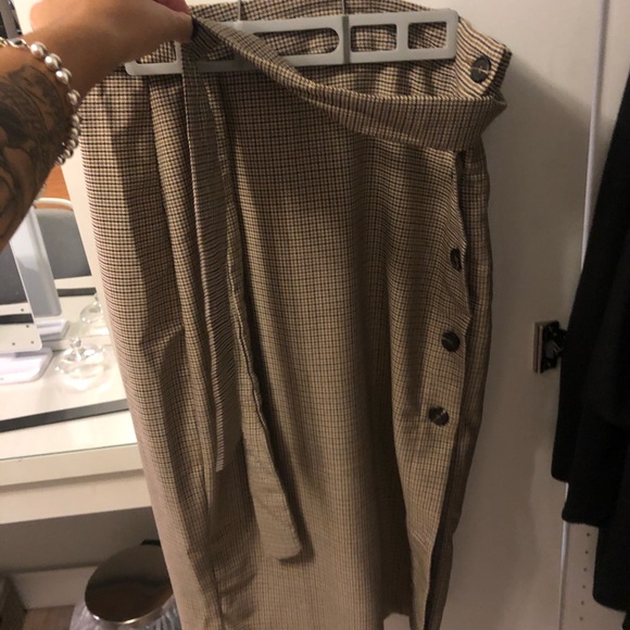 Forever 21 Skirt - Picture 2 of 3